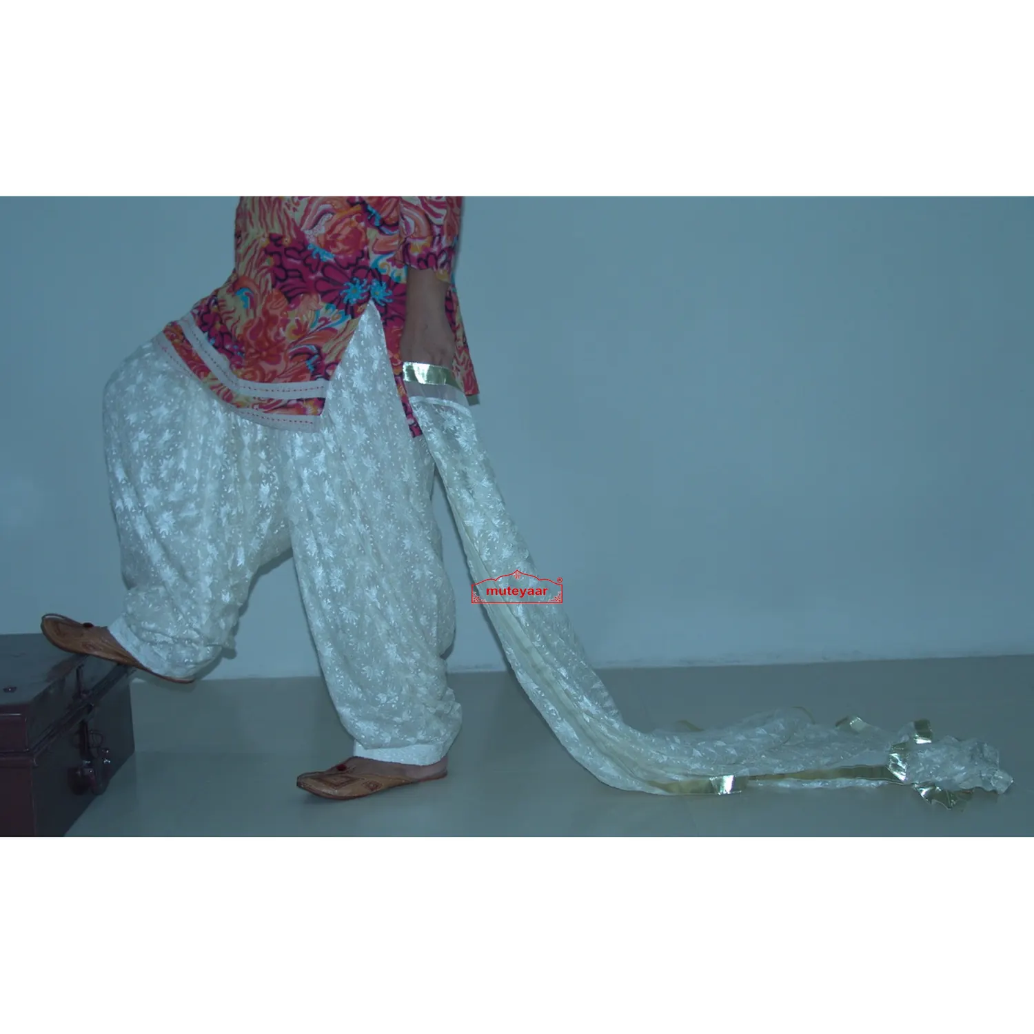Cream Phulkari Patiala Salwar Dupatta PHS09 3 CREAM COLOUR PHULKARI Patiala Salwar with matching Dupatta PHS09