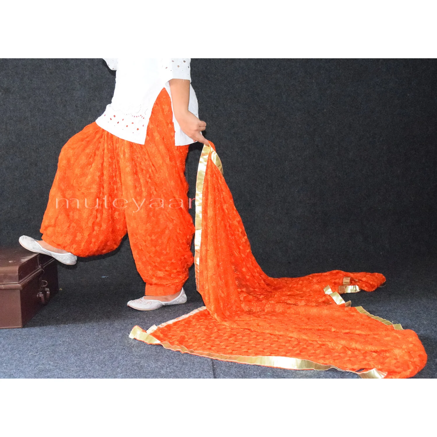 Orange Phulkari Patiala Salwar with matching Dupatta PHS23 3 Orange PHULKARI Patiala Salwar with matching Dupatta PHS23