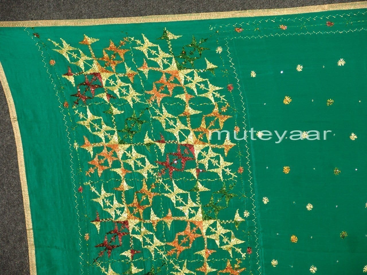PURE CHINON hand embroidered Phulkari Dupatta Chunni D0698 PURE CHINON hand embroidered Phulkari Dupatta Chunni D0698