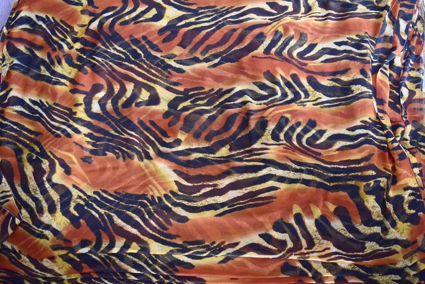 GEORGETTE PRINTED fabric for Kurti, Saree, Salwar, Dupatta GF025 3
