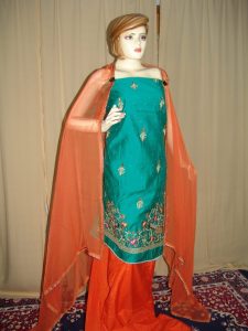 Chanderi Cotton Hand Embroidered partywear Punjabi Suit H0027