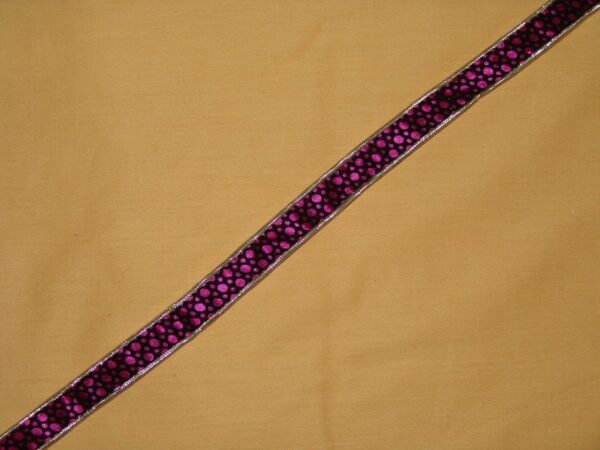 Velvet Print Gota Lace LC032 width 0.75 inch Roll of 9 mtrs. Velvet Print Gota Lace LC032 width 0.75 inch Roll of 9 mtrs.