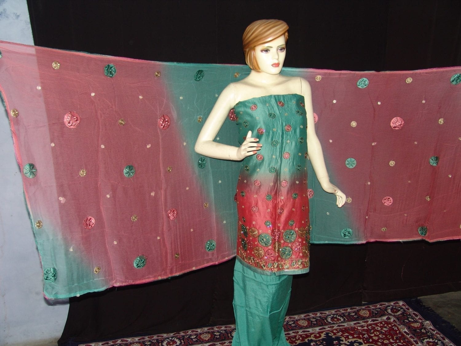 Party wear embroidered TAFFETA COTTON Suit CHIFFON chunni M0209 Party wear embroidered TAFFETA COTTON Suit CHIFFON chunni M0209
