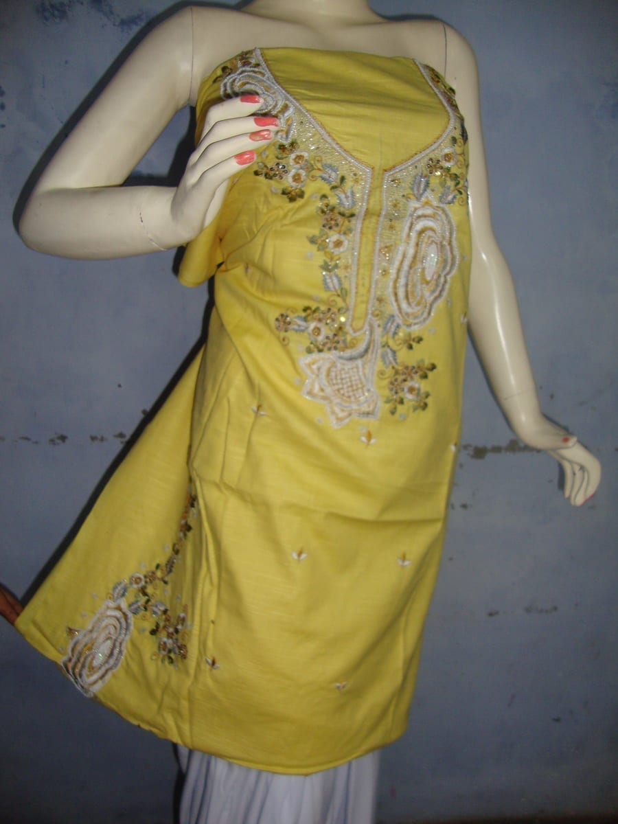 embroidered Patiala Salwar Suit chuni semi stitched RM027 embroidered Patiala Salwar Suit chuni semi stitched RM027