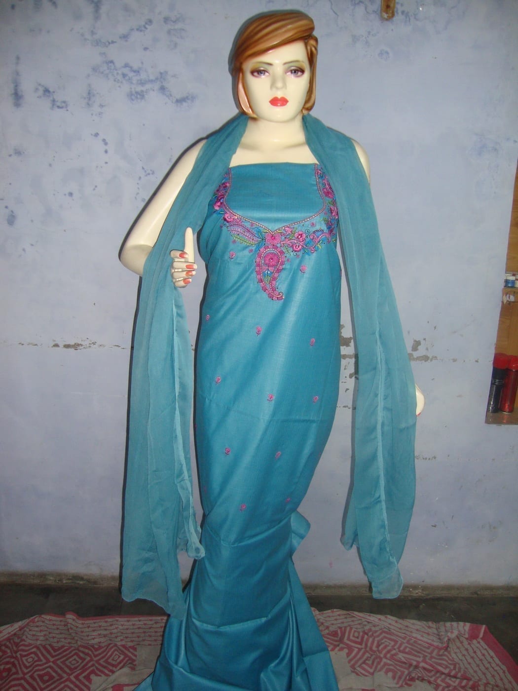 Front / Back EMBROIDERED Salwar Suit set sequins RM042 1