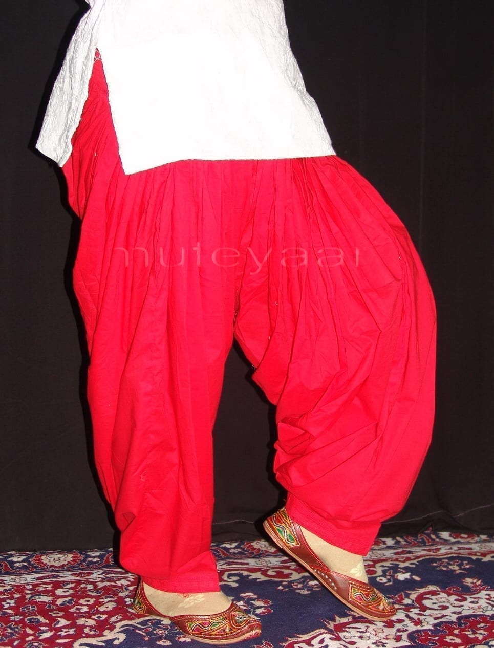 100% PURE COTTON PATIALA SALWAR shalwar from Patiyala City !! 100% PURE COTTON PATIALA SALWAR shalwar from Patiyala City !!