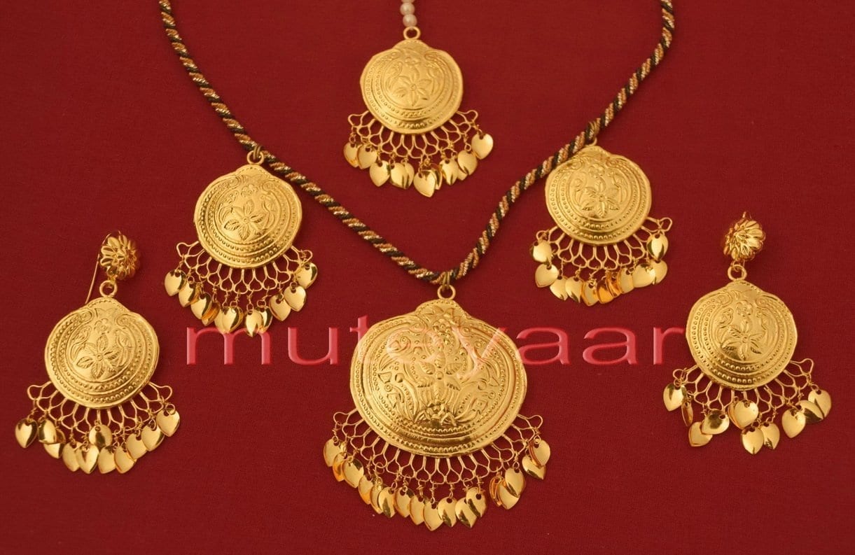24 Ct. Gold Plated Handmade Necklace Earrings set with matching Tikka J0113 1