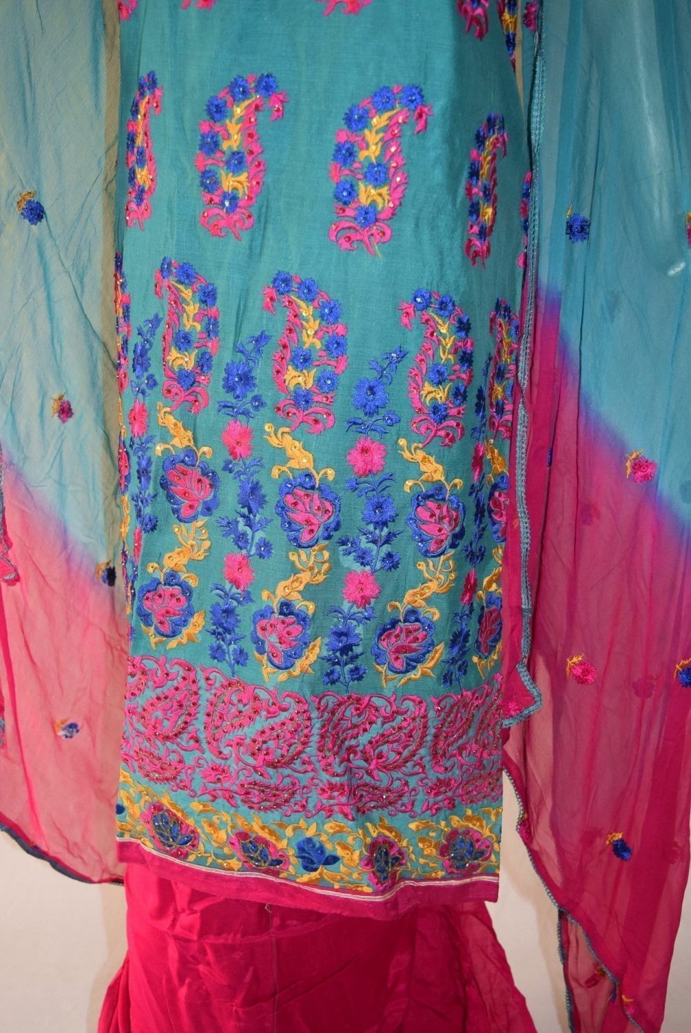 Shantoon Cotton M/C embroidered Salwar kameez Dupatta Suit M0317 3
