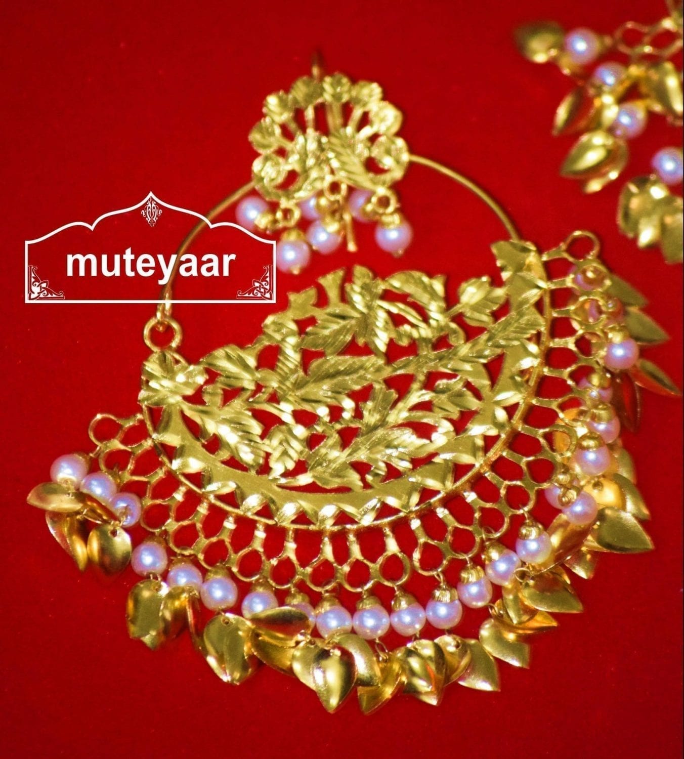 24 Ct. Gold Plated Traditional Punjabi Jewellery Morewali Earrings Tikka Set J0197 24 Ct. Gold Plated Traditional Punjabi Jewellery Morewali Earrings Tikka Set J0197