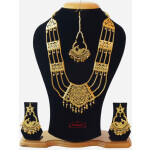 Maharani Haar Giddha Jewelery Set of Necklace + Earrings + Tikka
