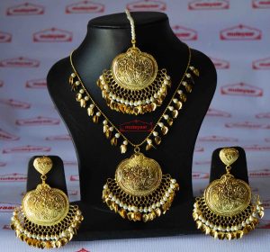Gold Plated Pendant Earrings Tikka Set J0411