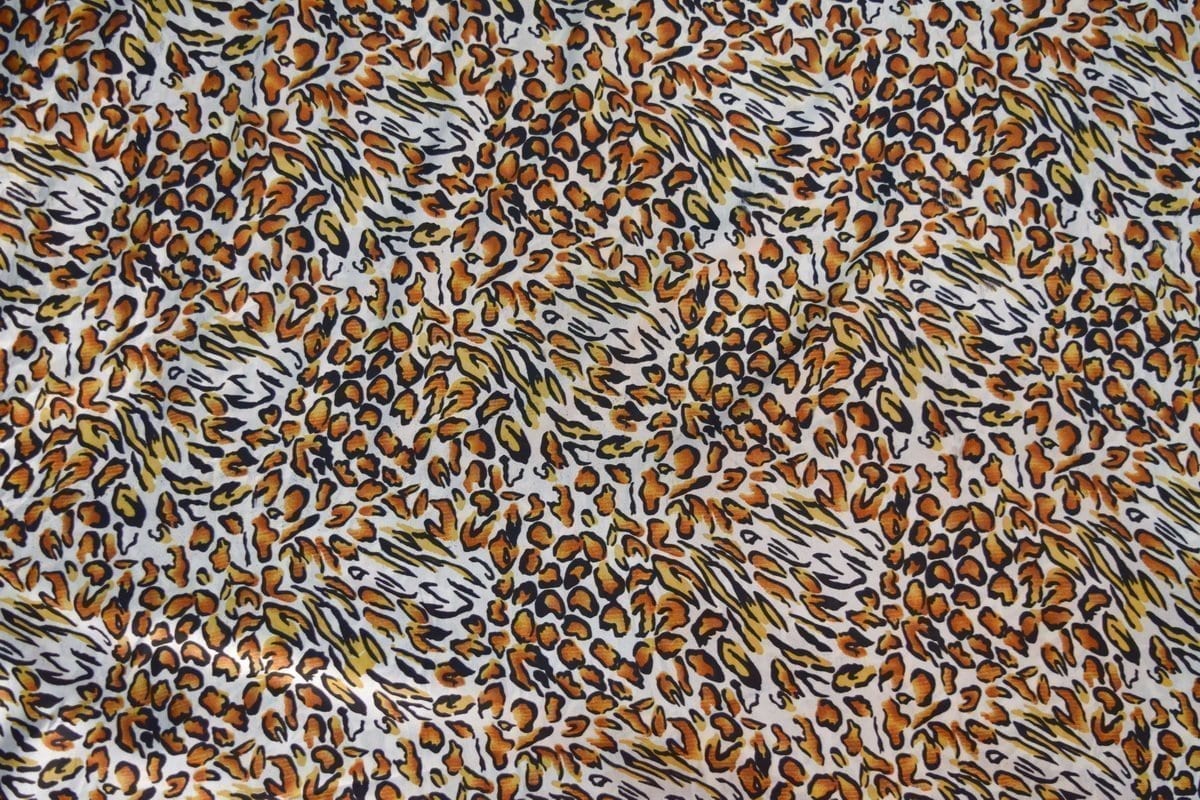 Cheetah Print American Crepe fabric drapy cloth for salwar kurti PAC48 2