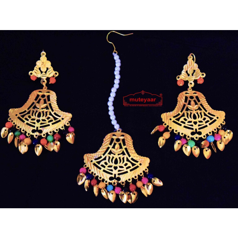 Gold Polished Punjabi Earrings Tikka set with cut jali work J0448
