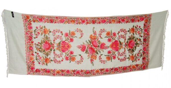 White Kashmiri Pashmina Heavy embroidered stole C0137 White Kashmiri Pashmina Heavy embroidered stole C0137