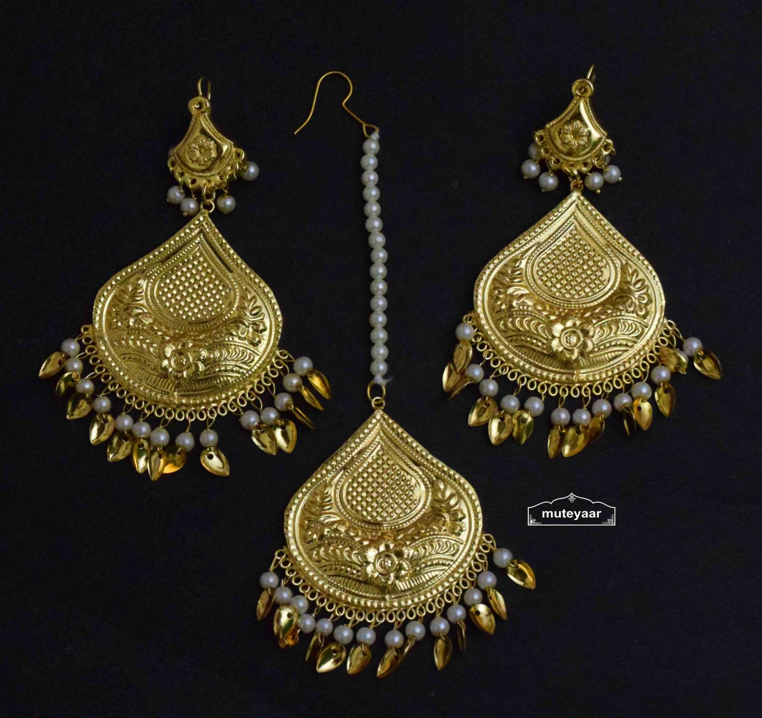 Tear Drop Punjabi Earrings Tikka set J0496 1