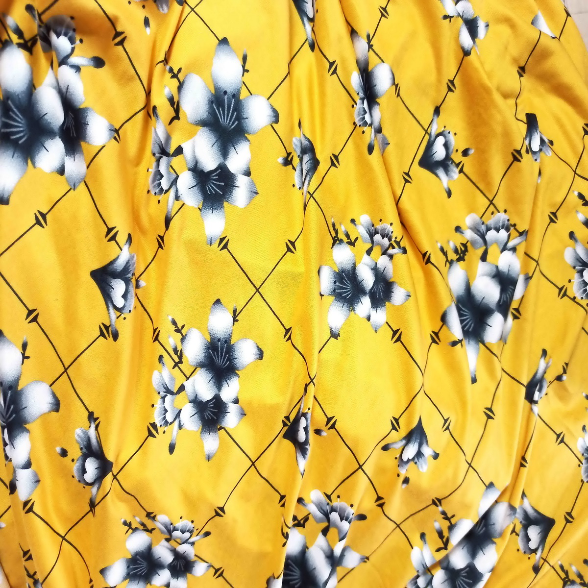 Yellow Printed Hosiery Fabric 65 inch width drapy cloth HF014 1