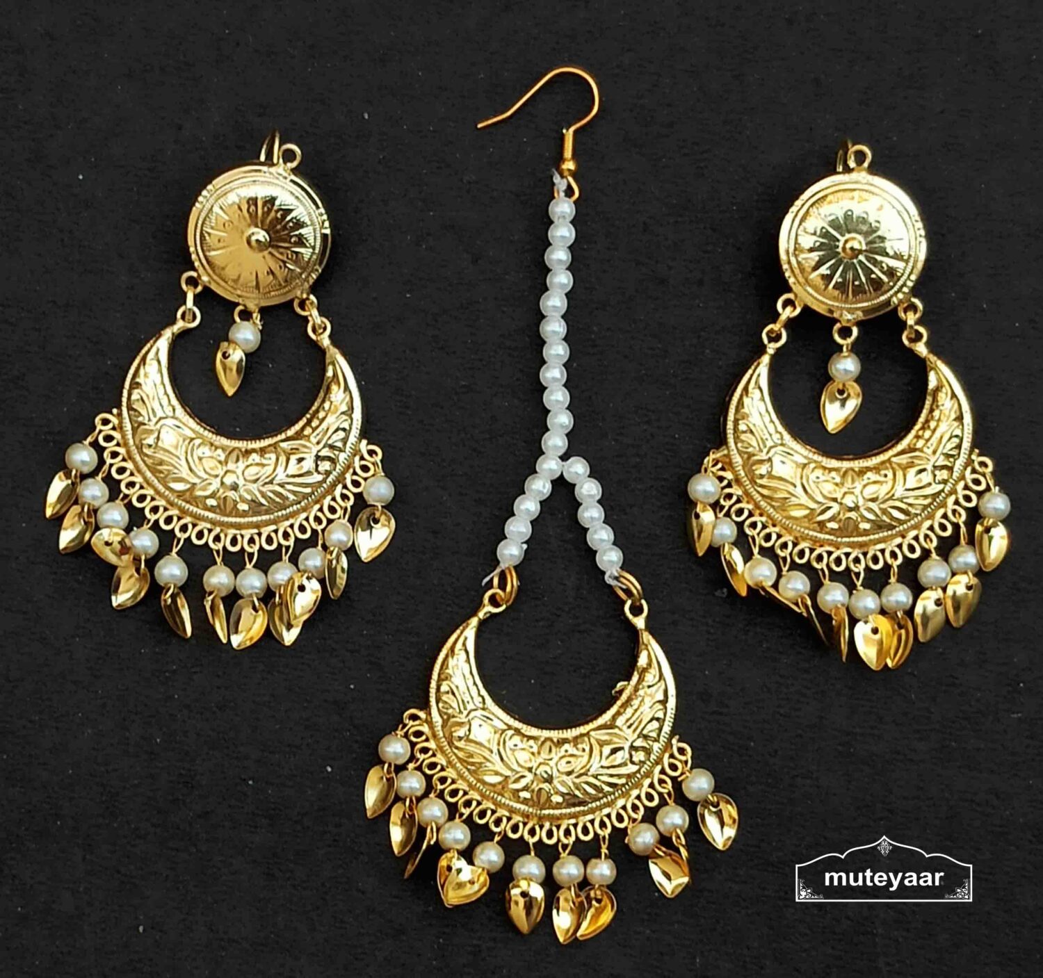 Chandrama Design Tikka Earrings Set J0537 3 J0537