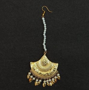 Triangular Tikka Head Jewellery J0539