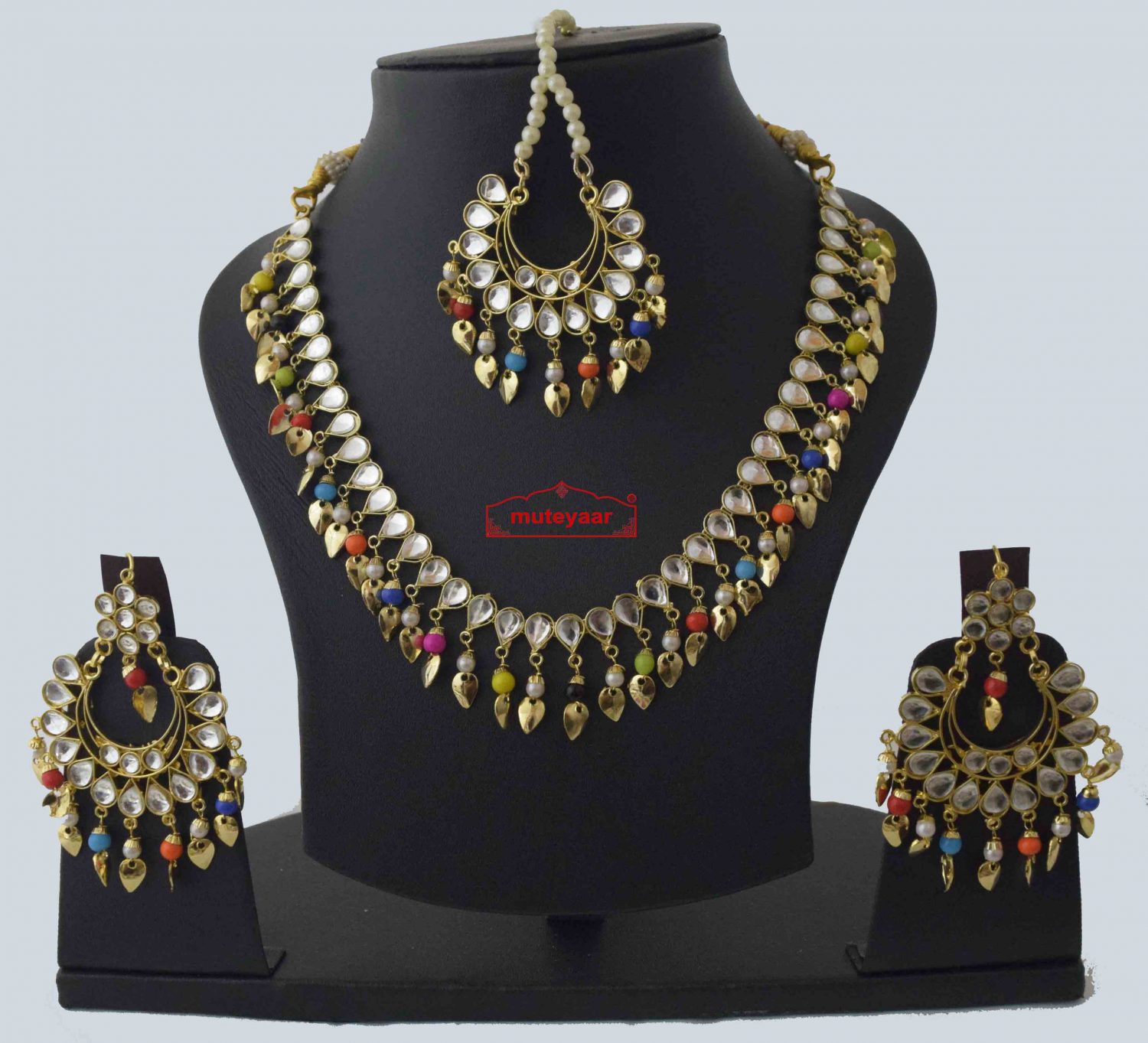 Kundan Set with Multicolour Beads & Pipal Patti J0562 1