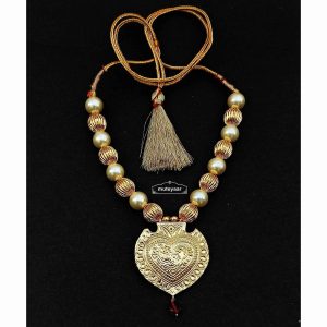 Kaintha Locket with White Beads J0711