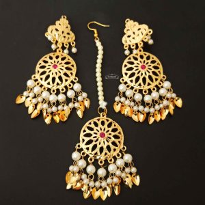 Golden Punjabi Tikka Earrings Set J0740