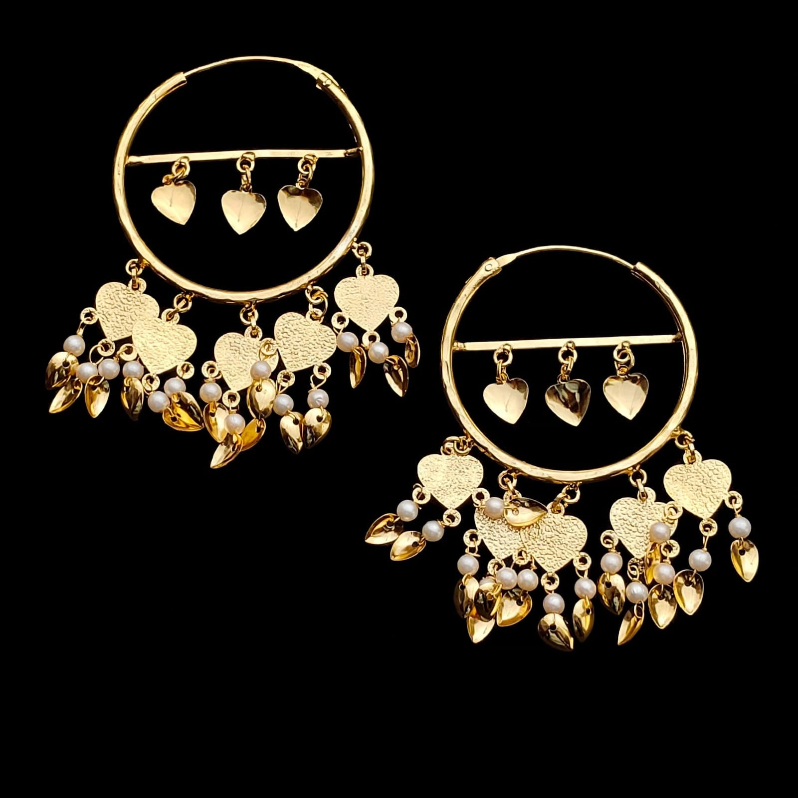 Fluffy Pipal Patti Bali Earrings J0802