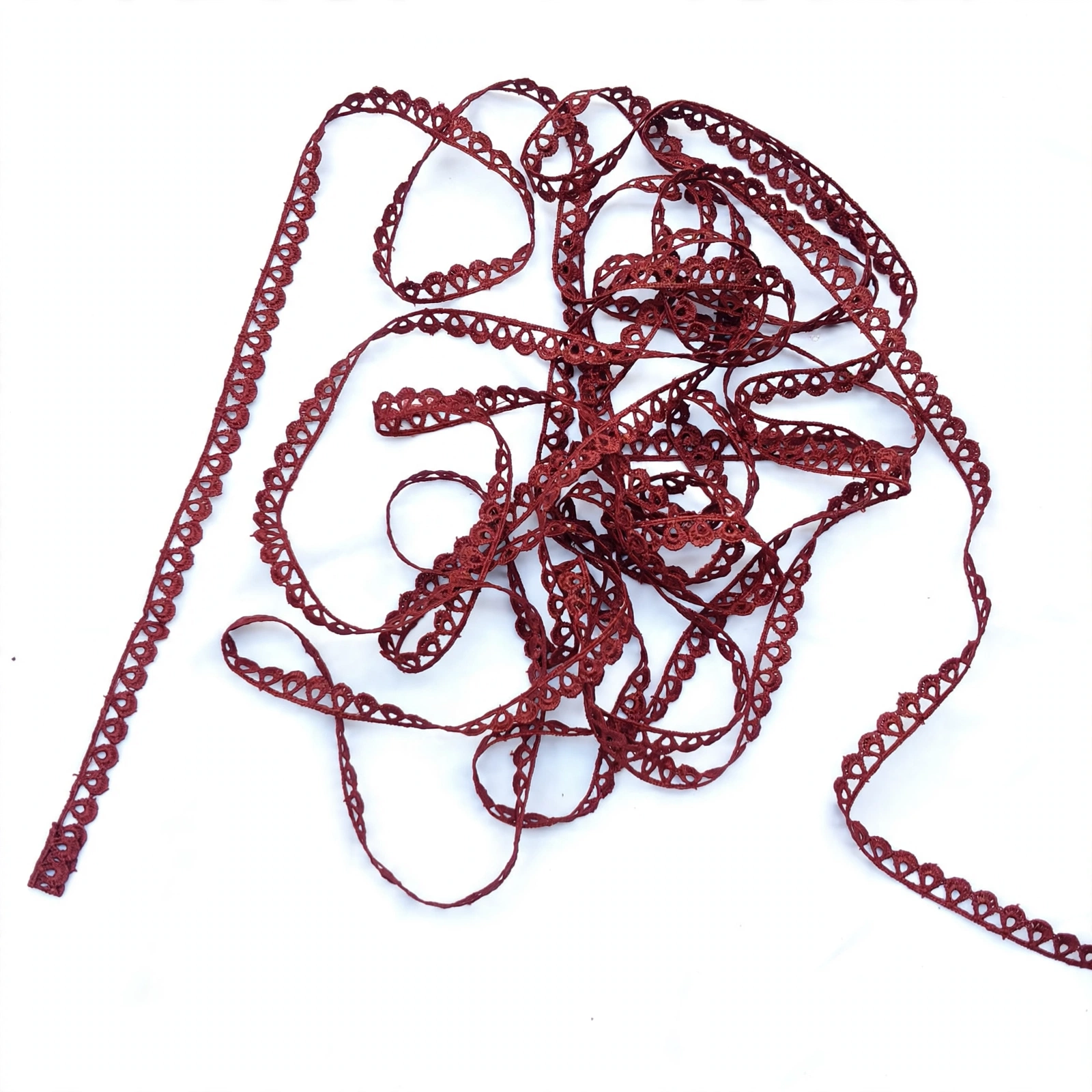 Maroon GPO Lace LC461 1 Maroon GPO Lace LC461
